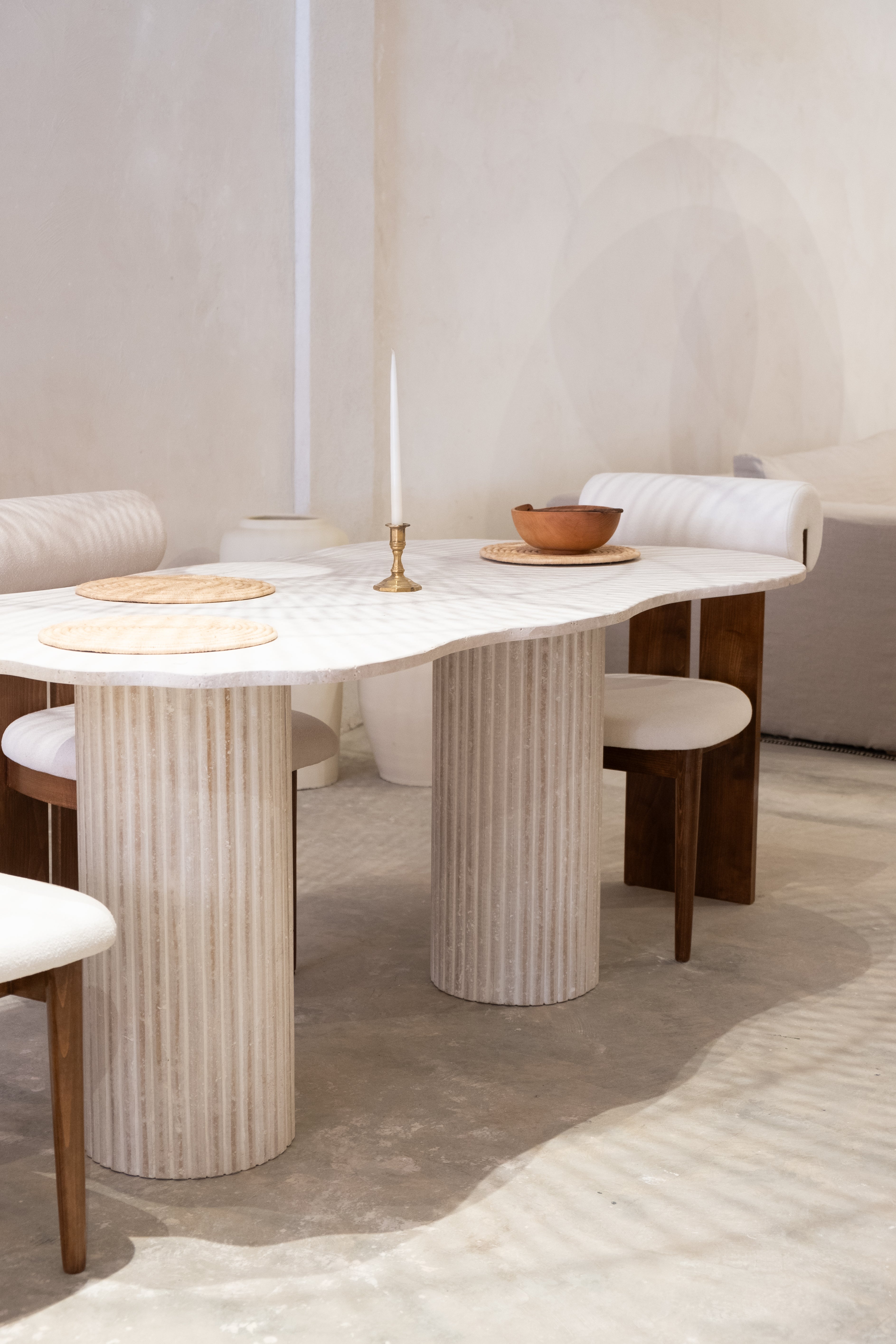 Table à Manger en Travertine