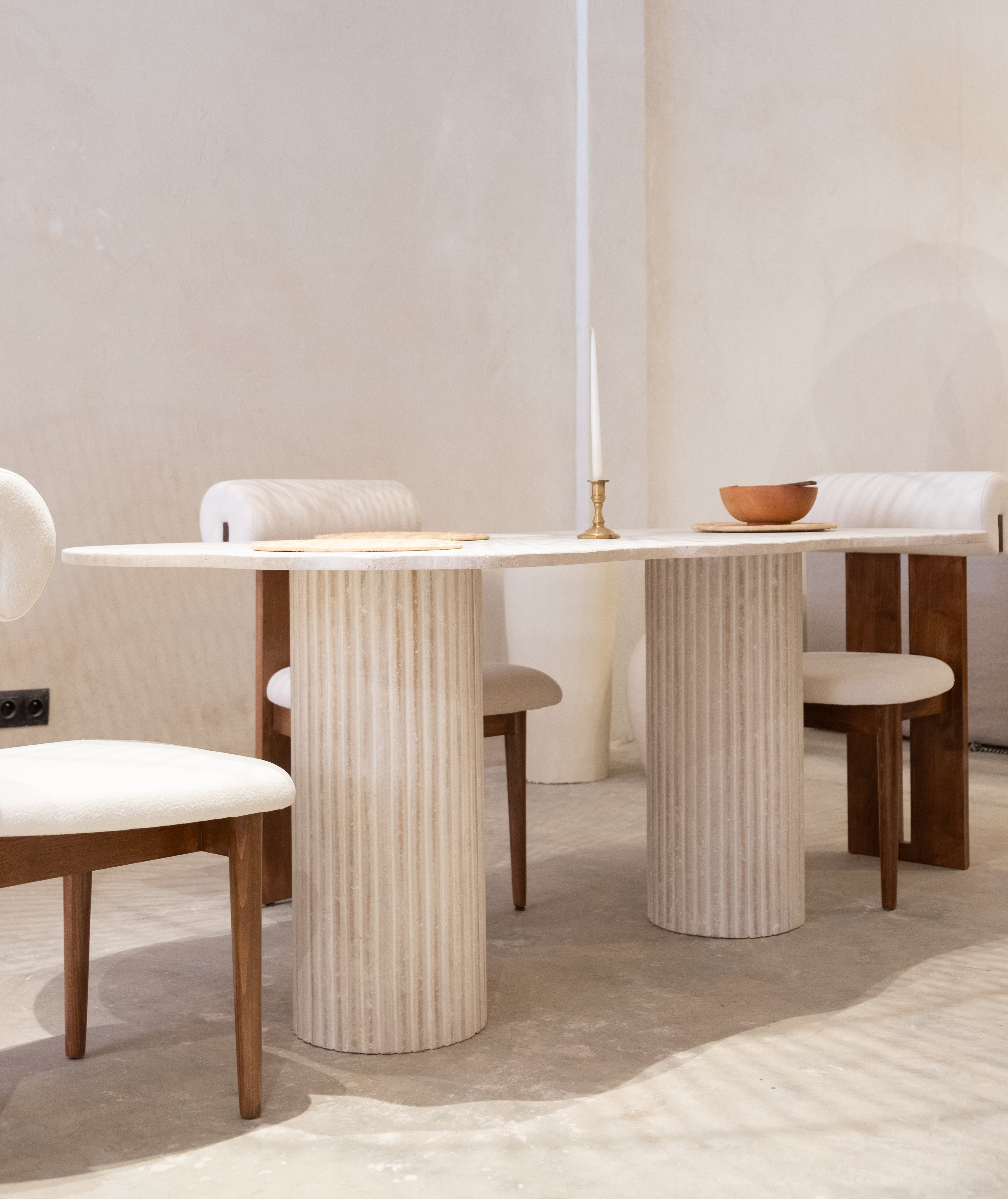 Table à Manger en Travertine